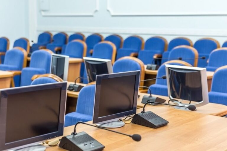 智慧教育的未來：如何打造高效的smart classroom？